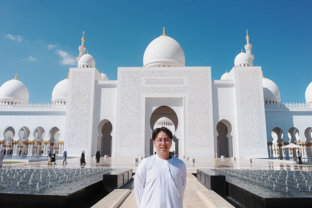 謝赫扎耶德大清真寺